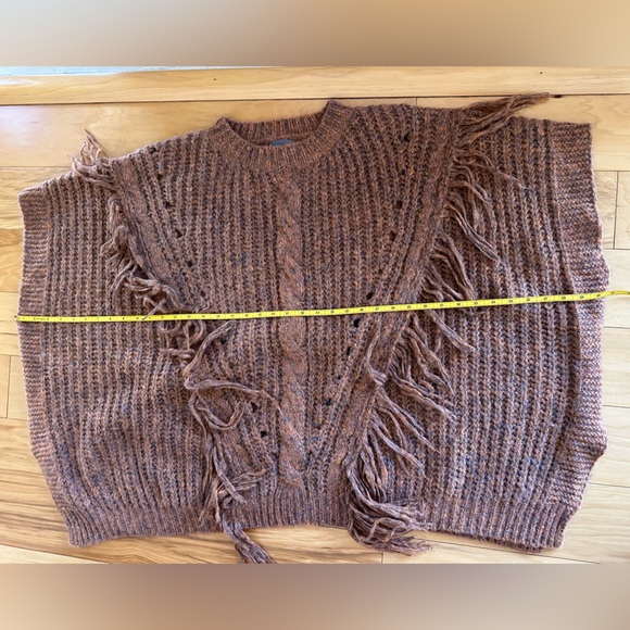 Anthropologie Marled Fringe Chunky Knit Poncho size OS one size - Picture 6 of 12
